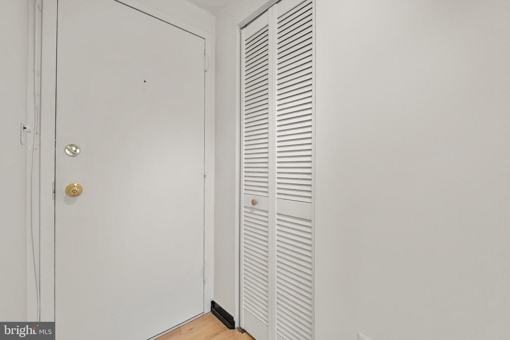1413 T STREET NW 402