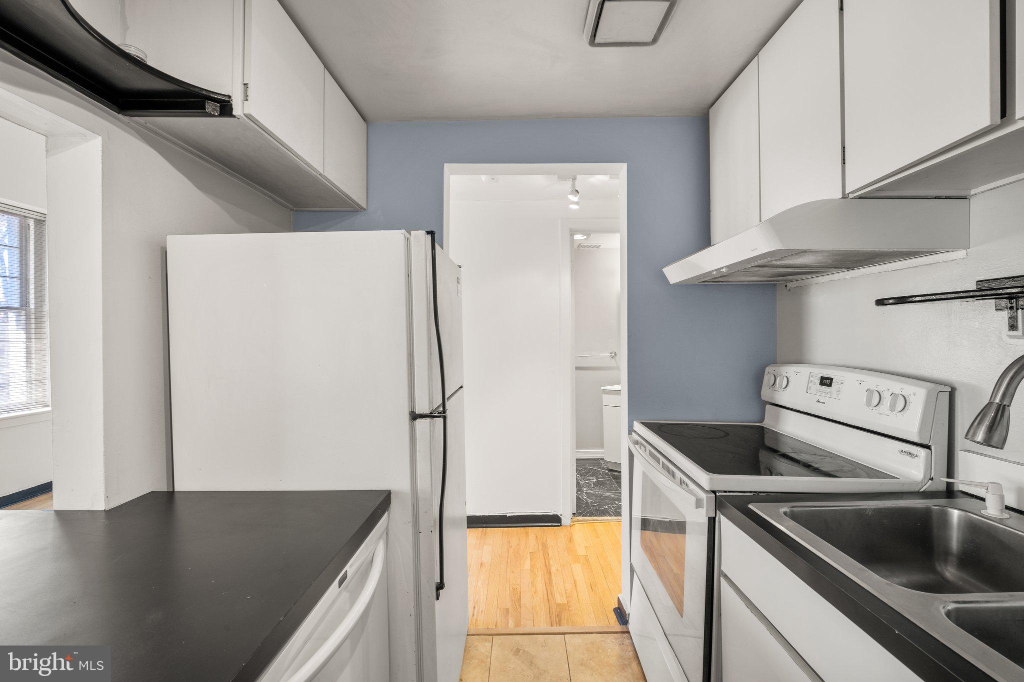 1413 T STREET NW 402