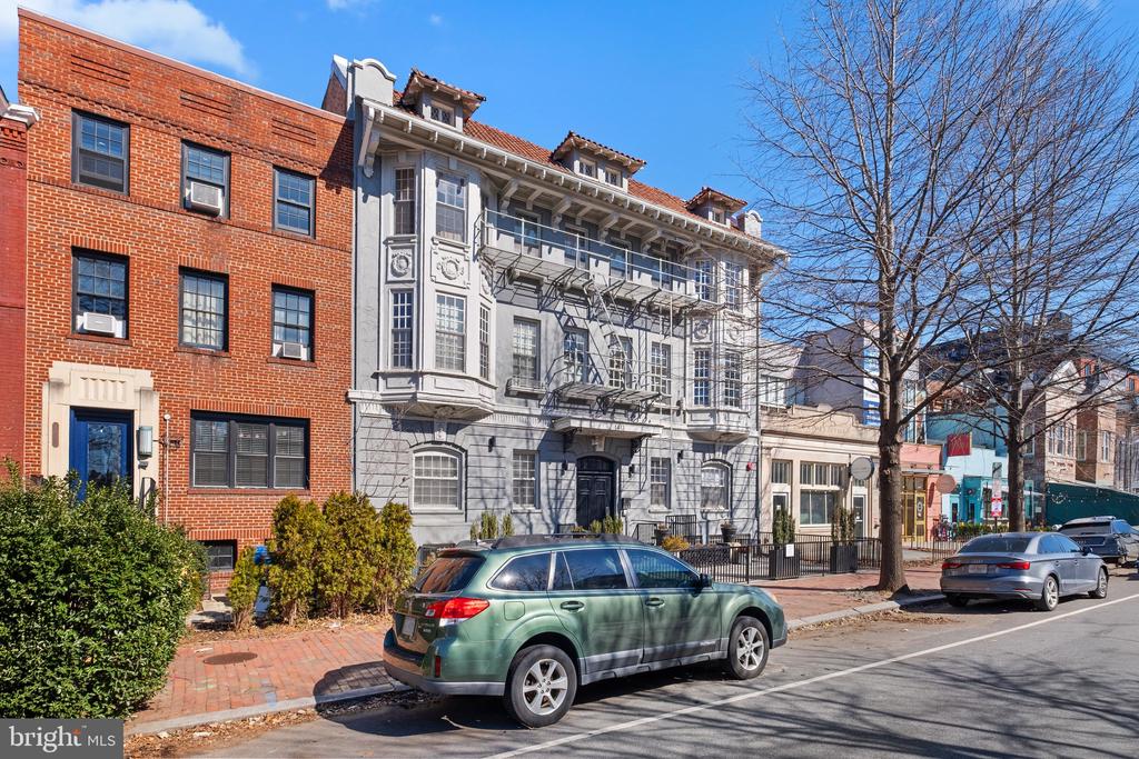 1413 T STREET NW 402