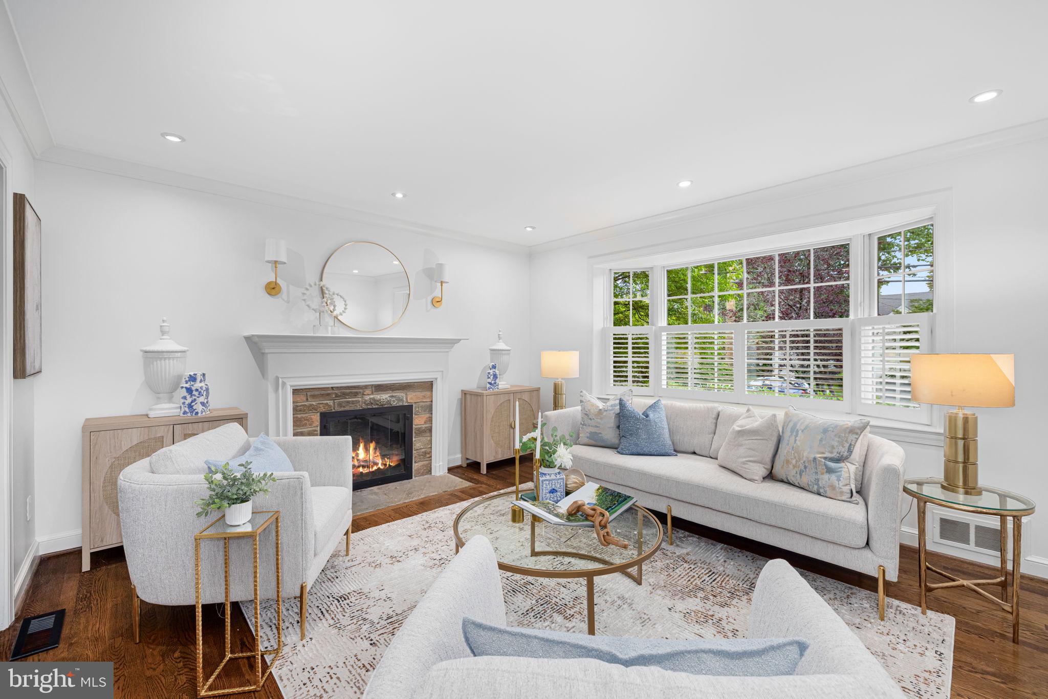 4822 UPTON STREET NW