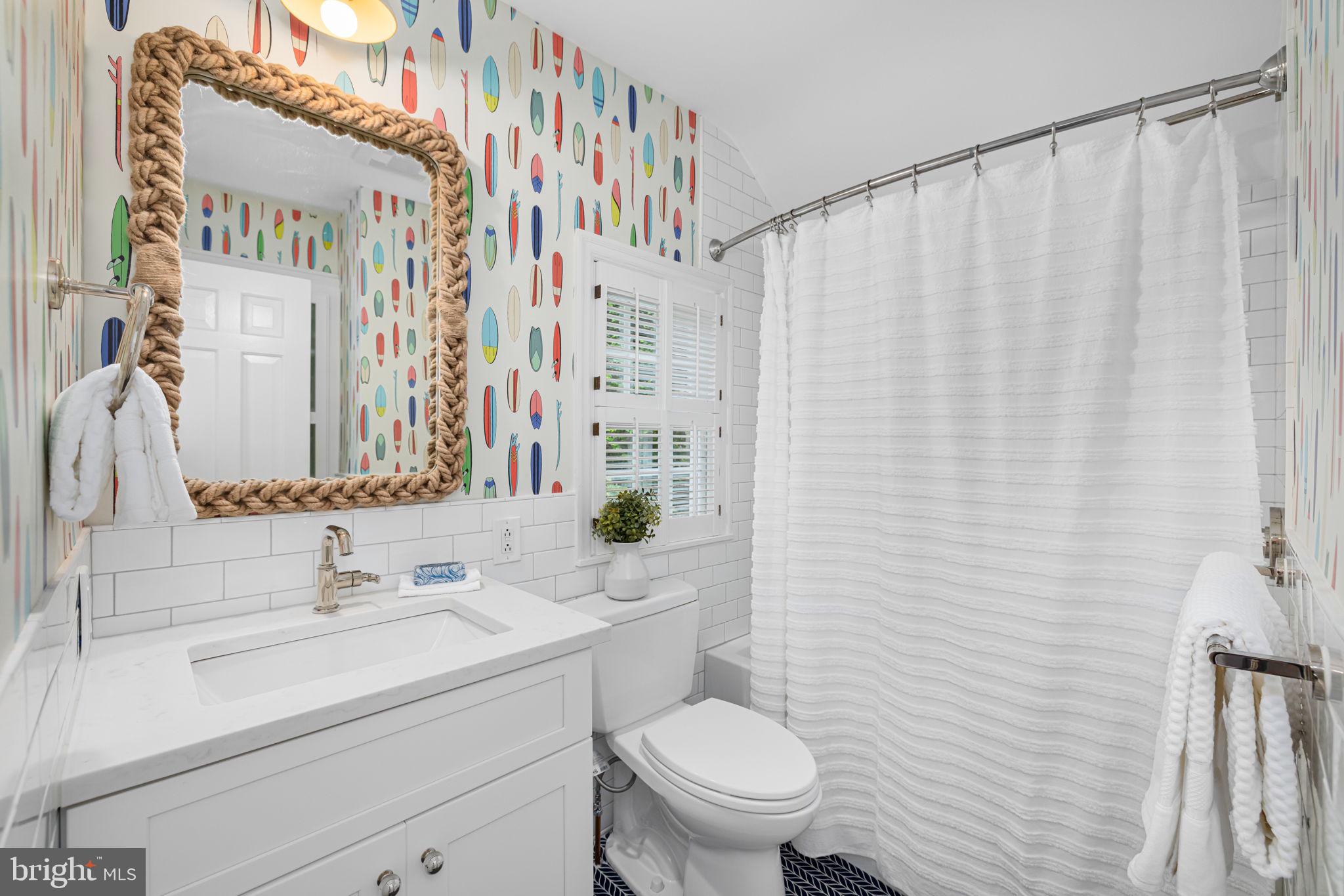 4822 UPTON STREET NW