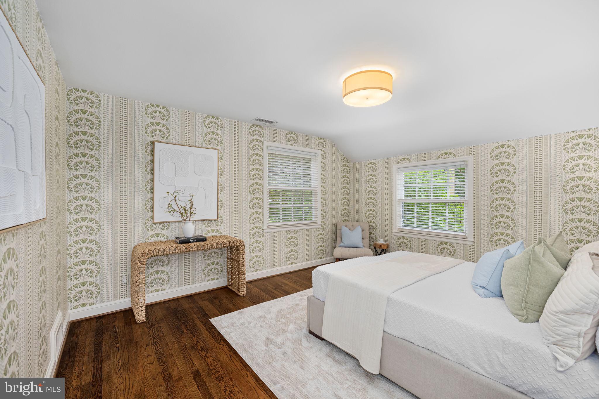 4822 UPTON STREET NW