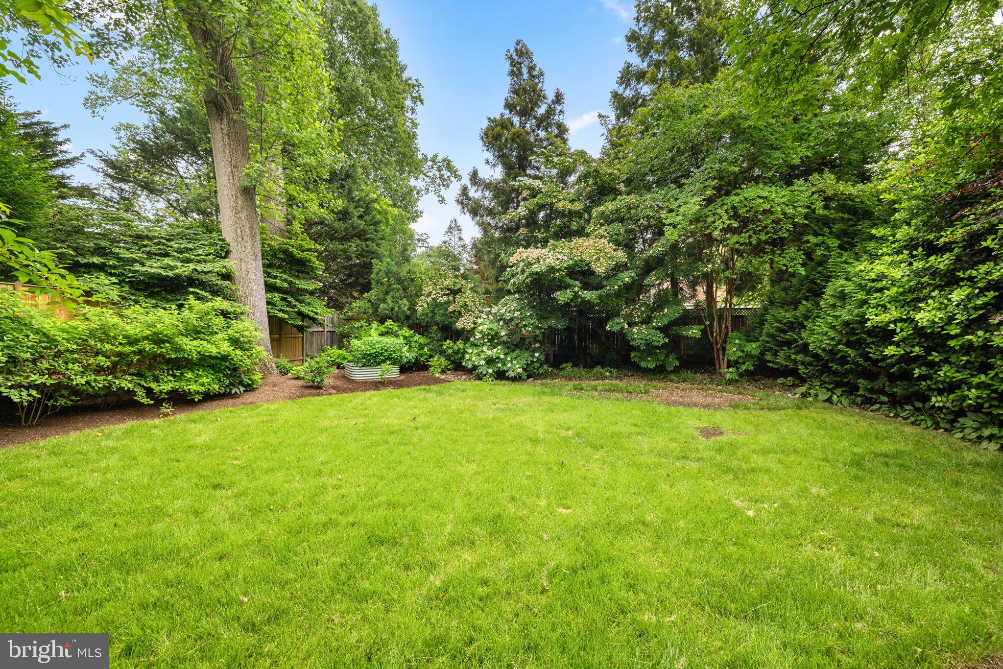 4822 UPTON STREET NW