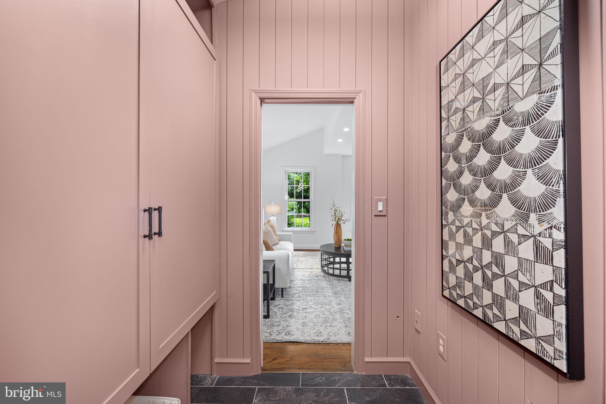 4822 UPTON STREET NW