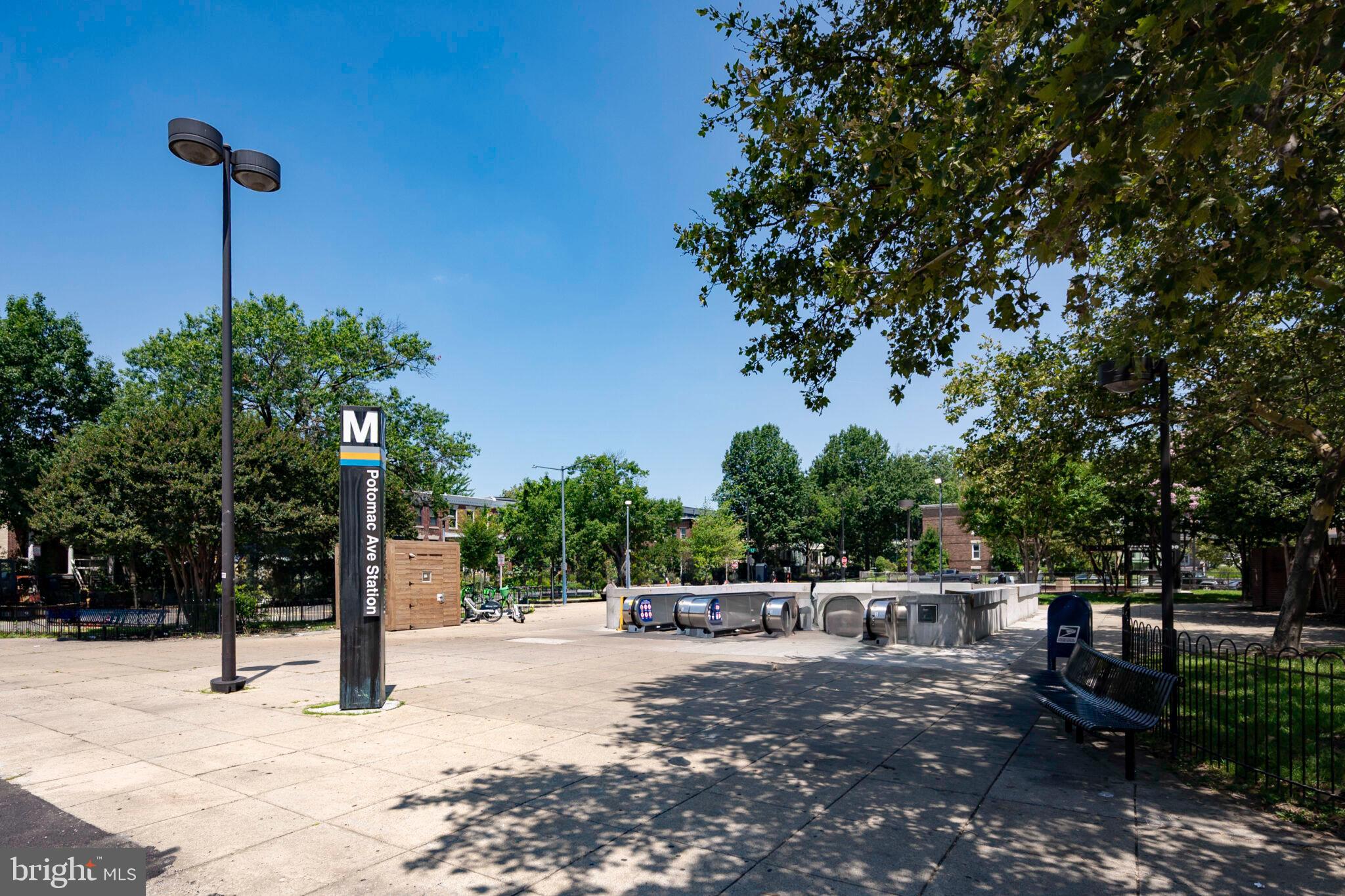 1117 SOUTH CAROLINA AVENUE SE