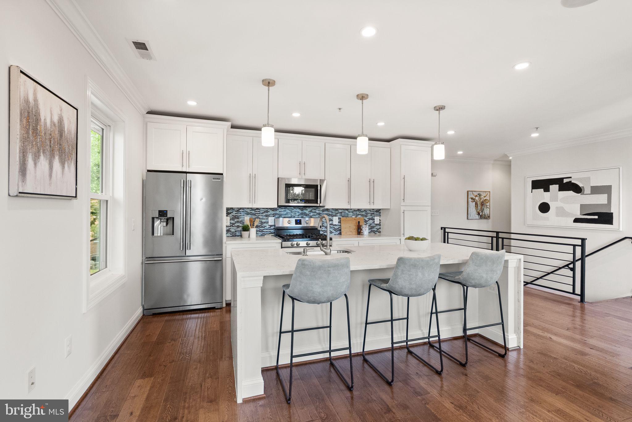 817 VARNUM STREET NW 3