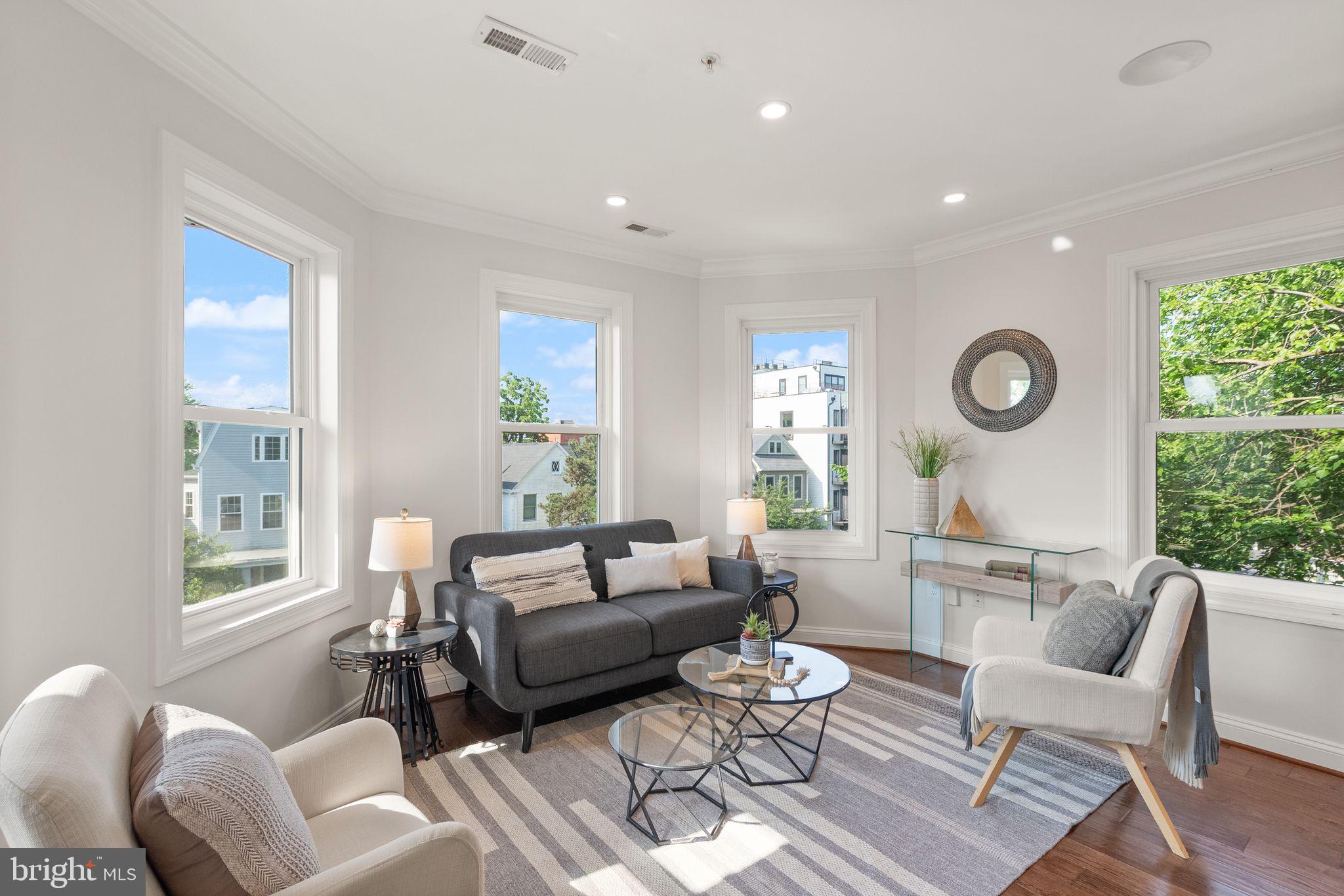 817 VARNUM STREET NW 3