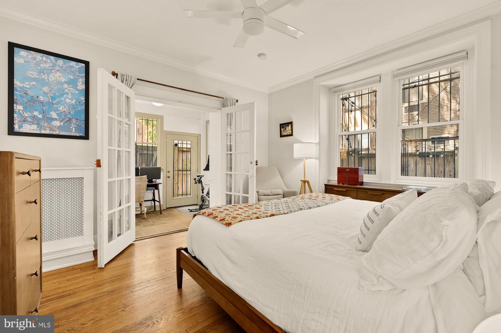 1901 COLUMBIA ROAD NW 105