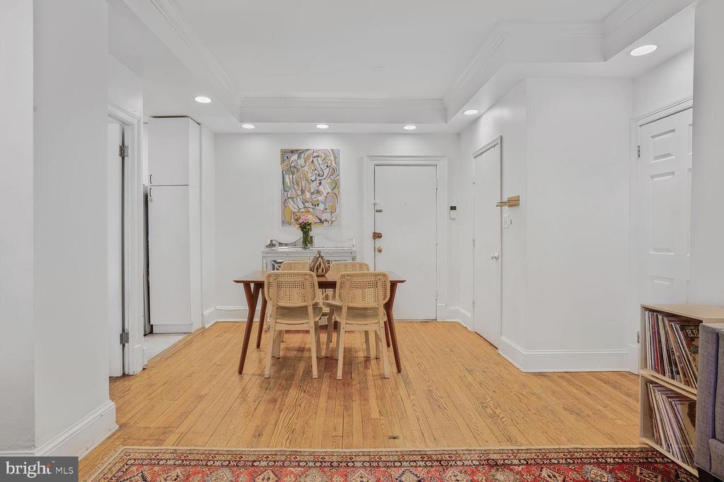 1901 COLUMBIA ROAD NW 105