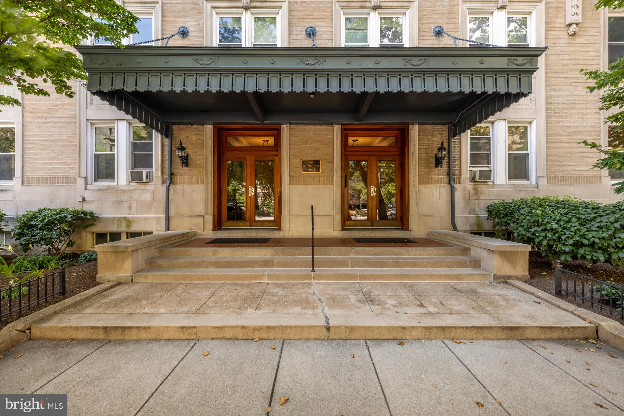 1901 COLUMBIA ROAD NW 105