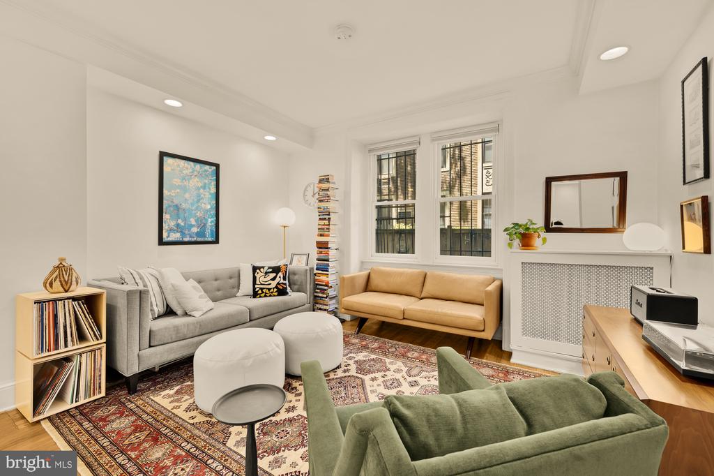 1901 COLUMBIA ROAD NW 105