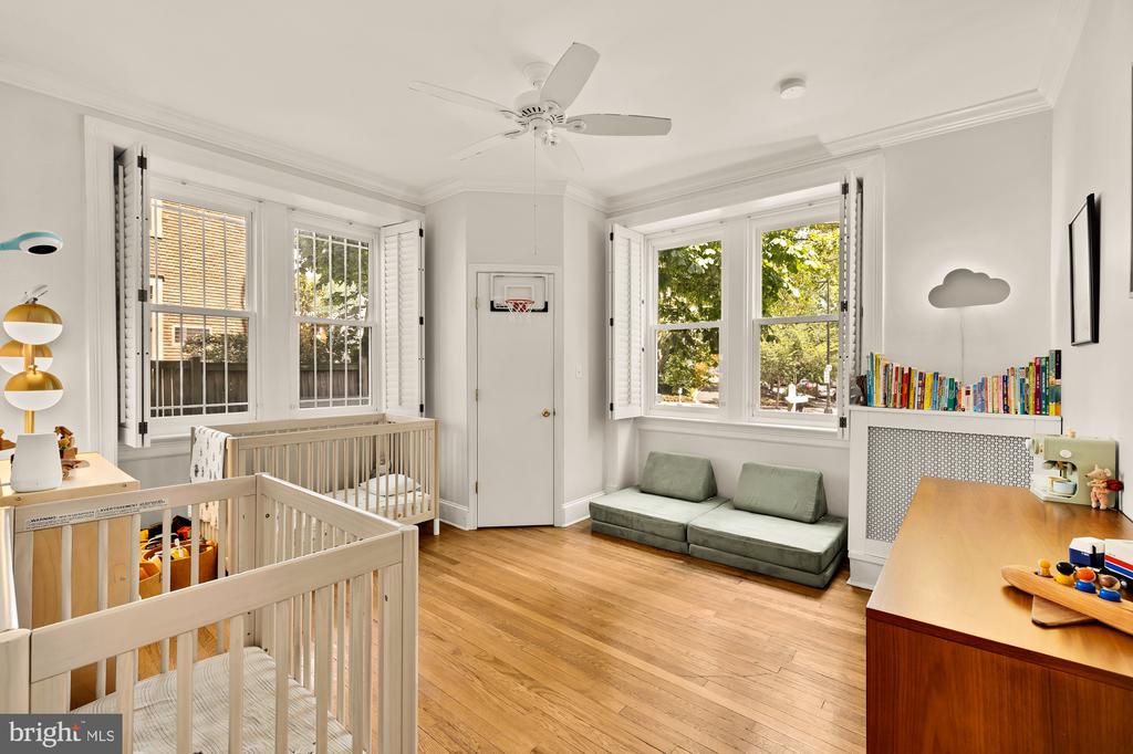 1901 COLUMBIA ROAD NW 105