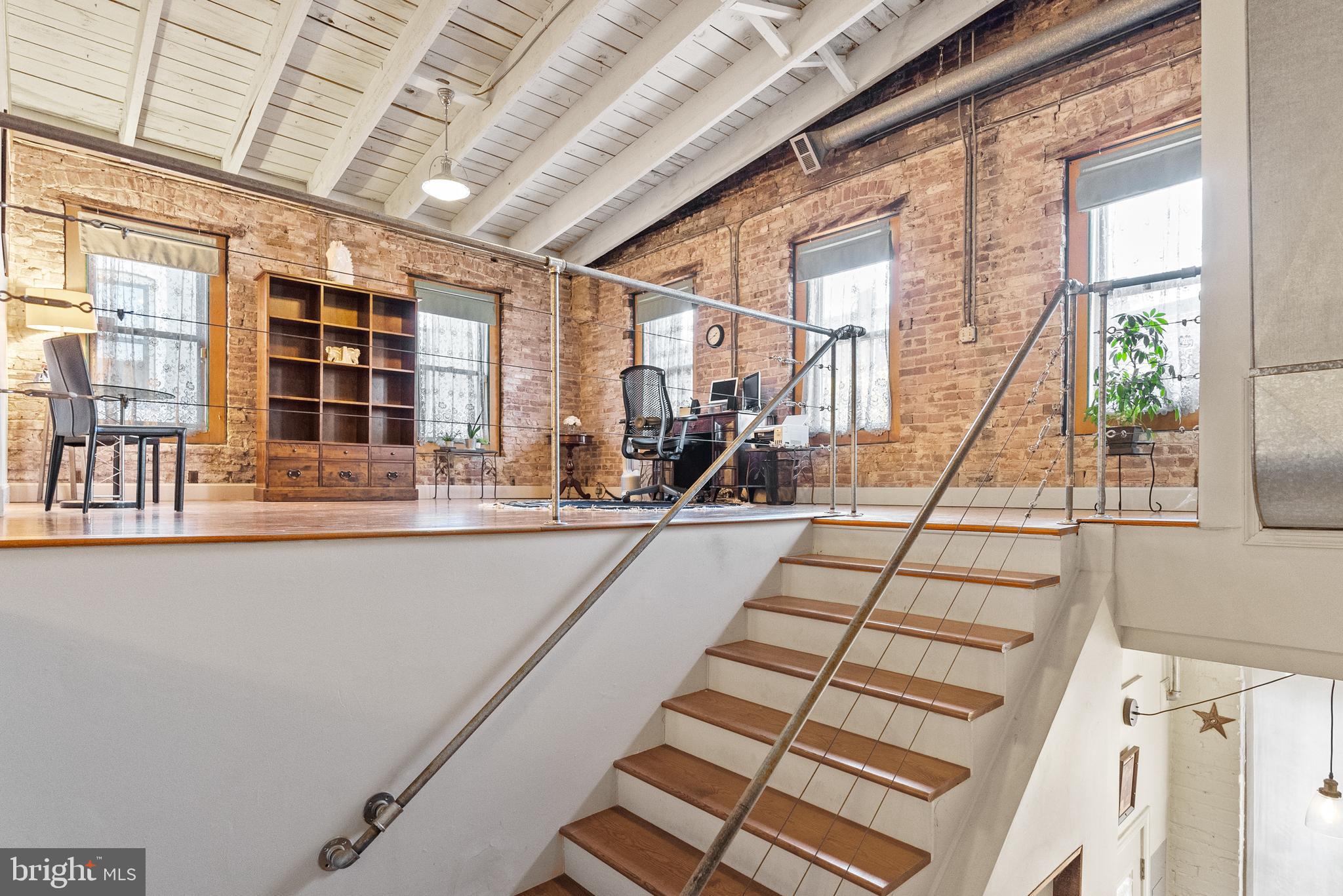 1315 NAYLOR COURT NW