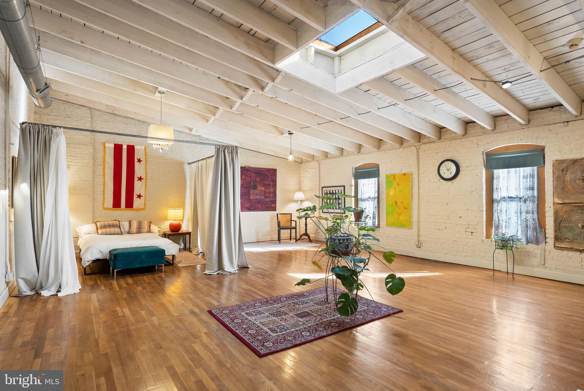 1315 NAYLOR COURT NW