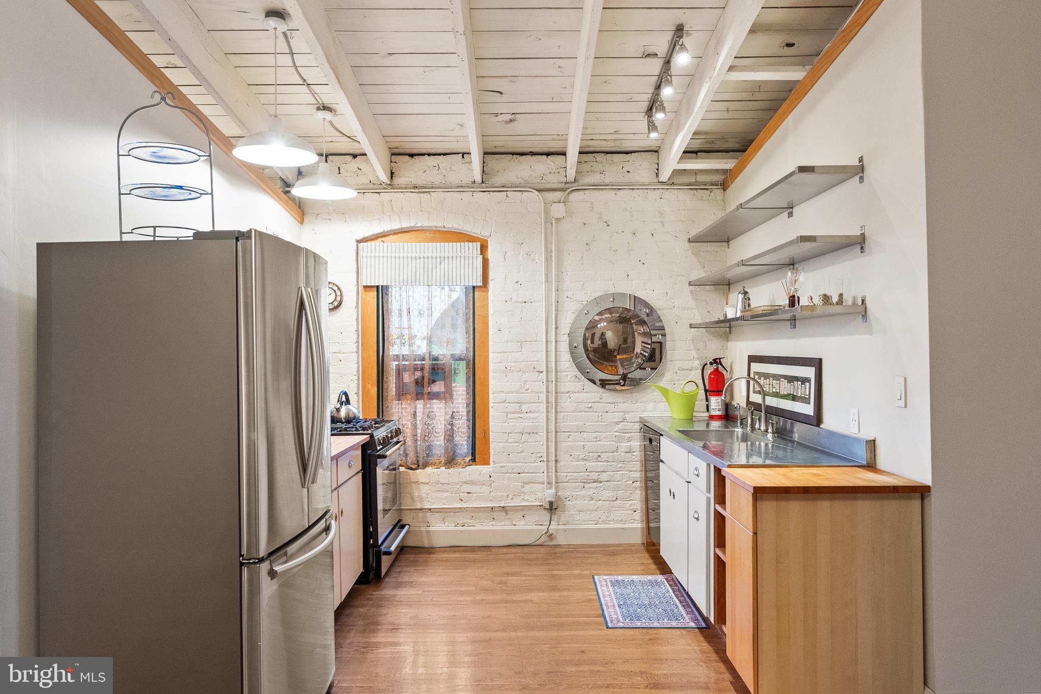 1315 NAYLOR COURT NW