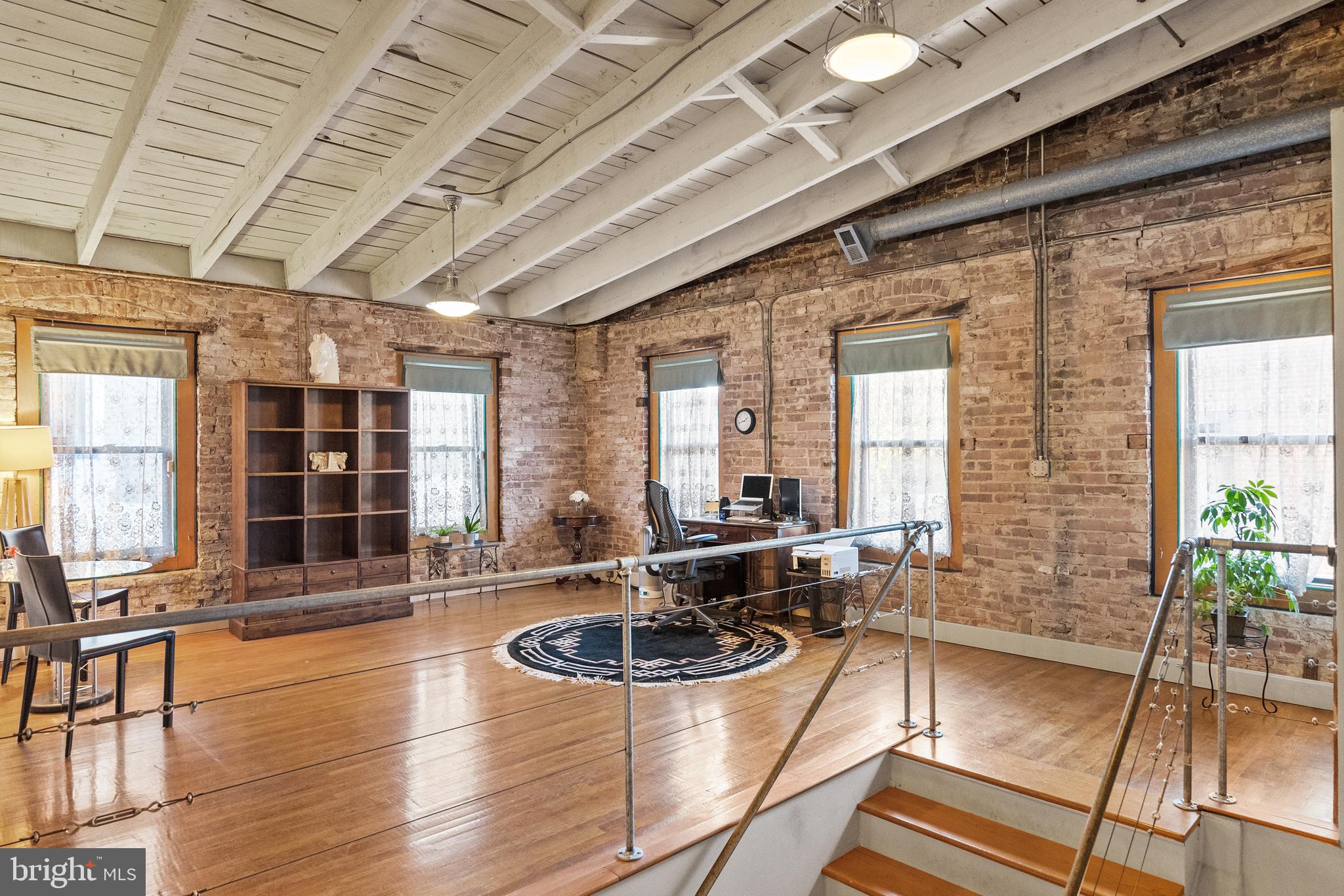 1315 NAYLOR COURT NW