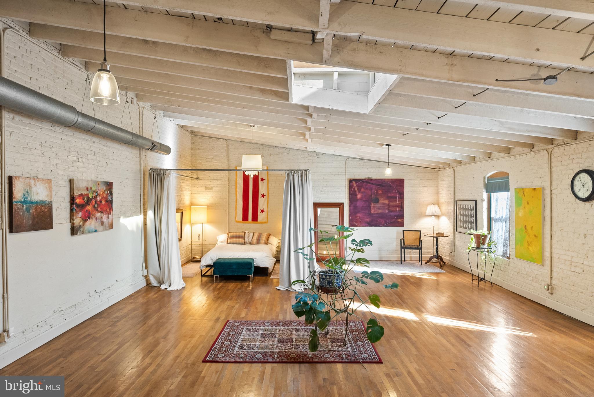 1315 NAYLOR COURT NW