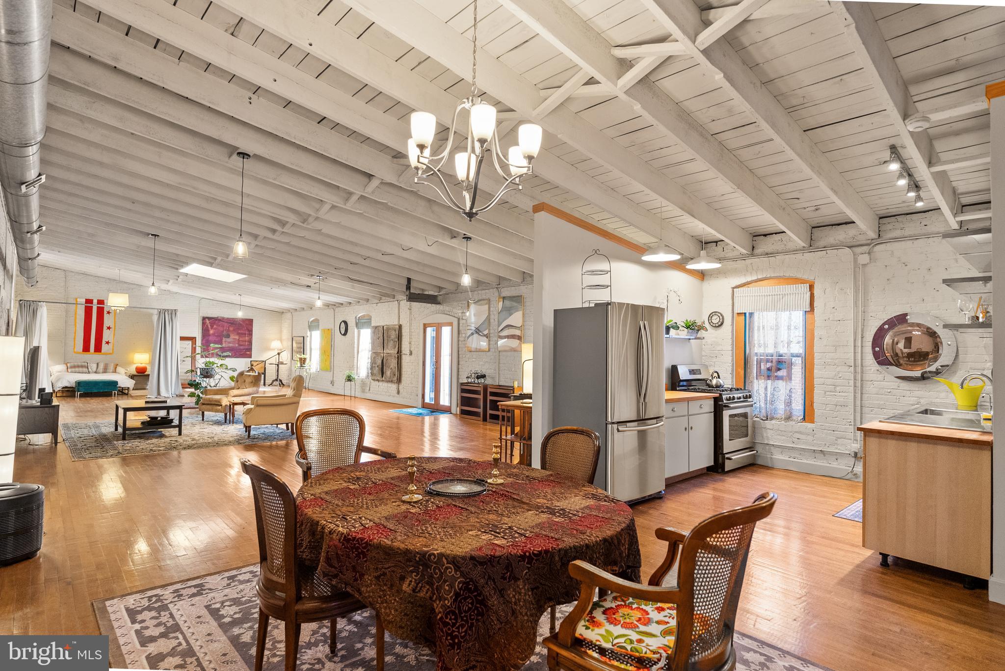 1315 NAYLOR COURT NW