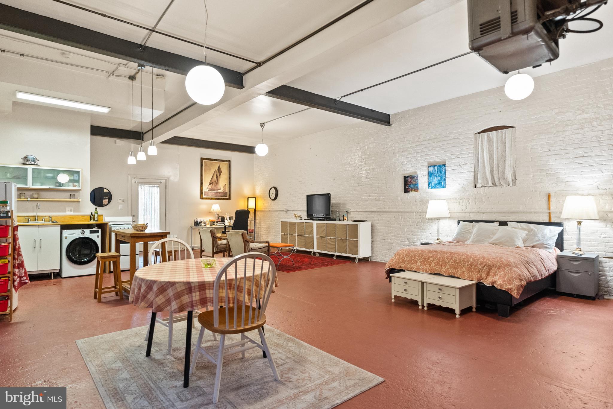 1315 NAYLOR COURT NW