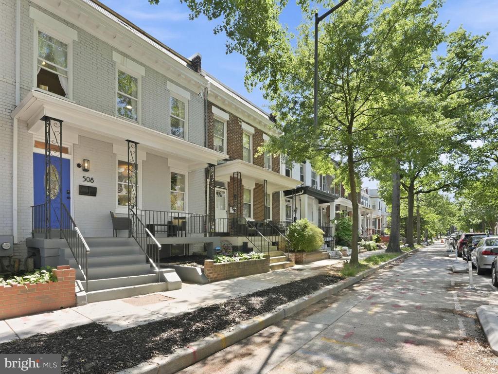 508 KENYON STREET NW