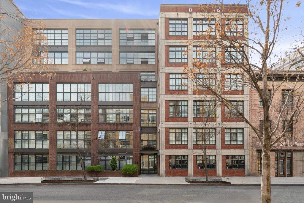 1440 CHURCH STREET NW Unit: 605