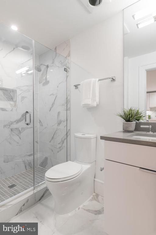 1524 18TH STREET NW Unit: 1
