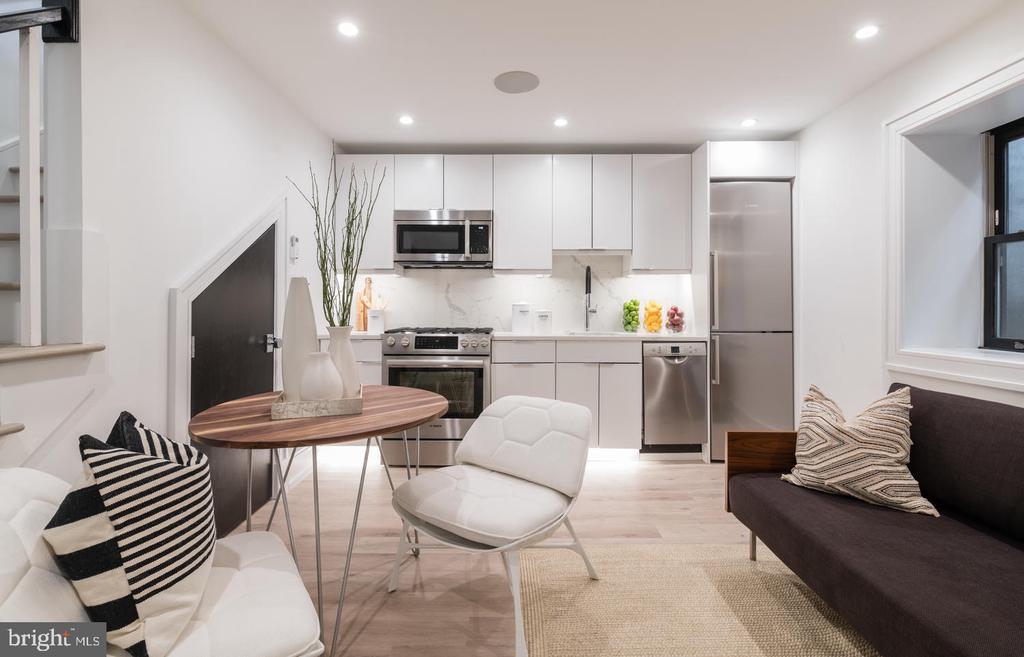 1524 18TH STREET NW Unit: 1