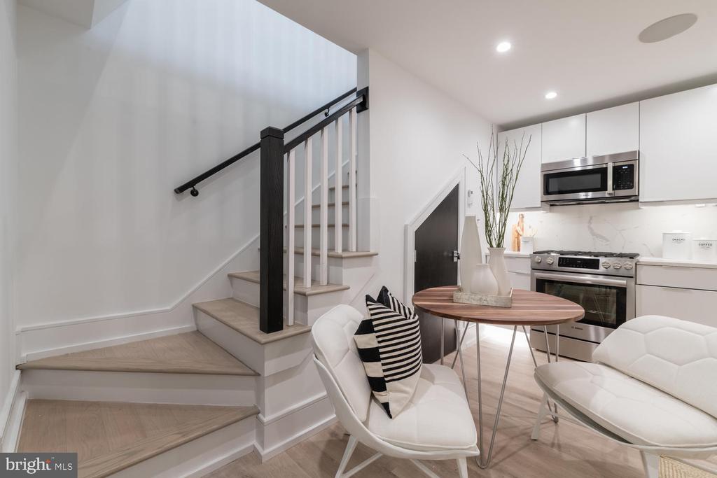 1524 18TH STREET NW Unit: 1