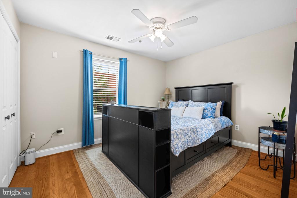 617 JEFFERSON STREET NW Unit: 204