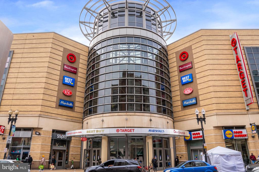 617 JEFFERSON STREET NW Unit: 204