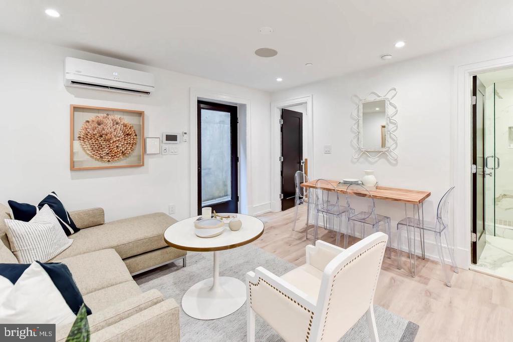 1524 18TH STREET NW Unit: 3