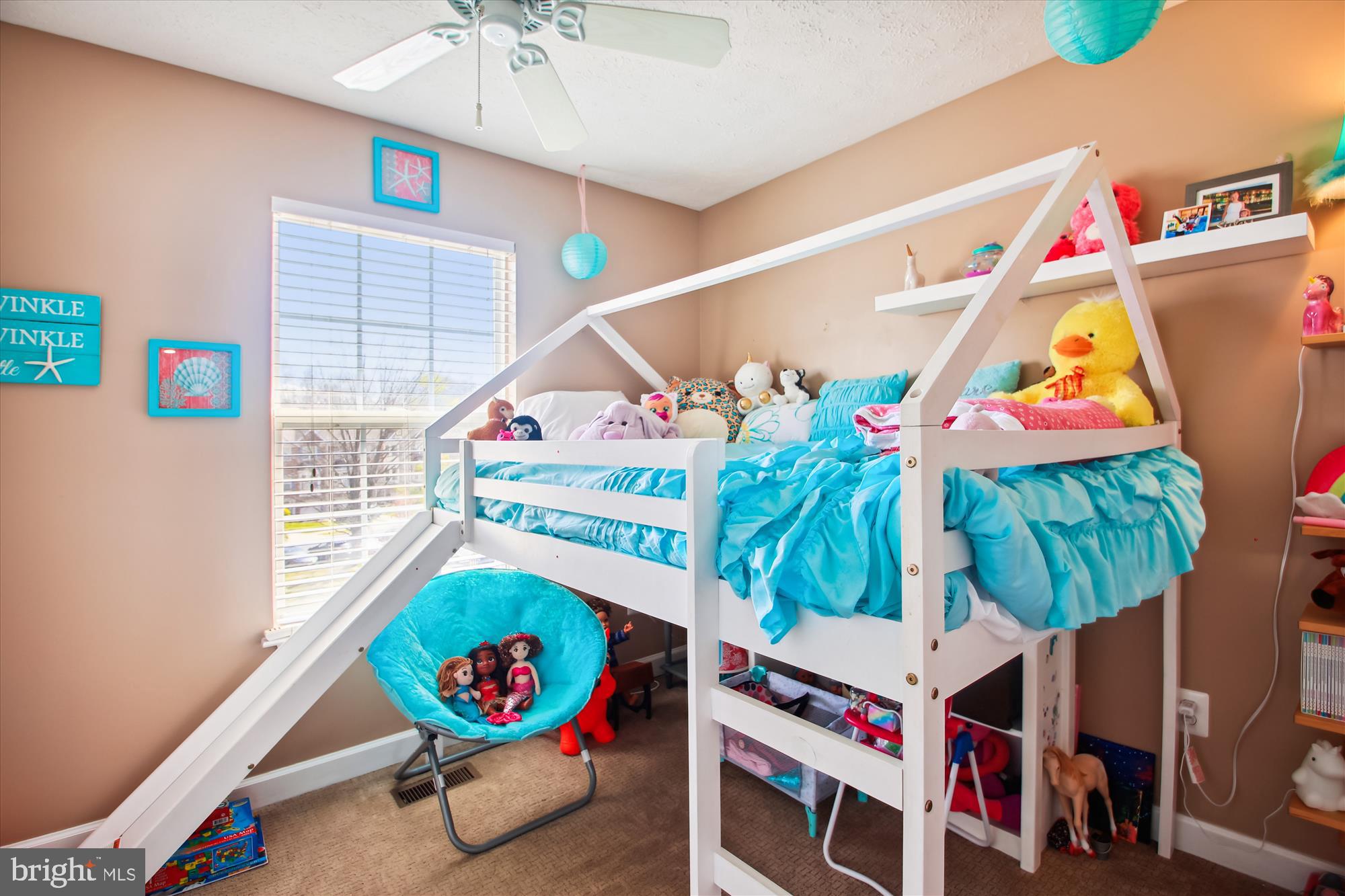 3202 ESCAPADE CIRCLE