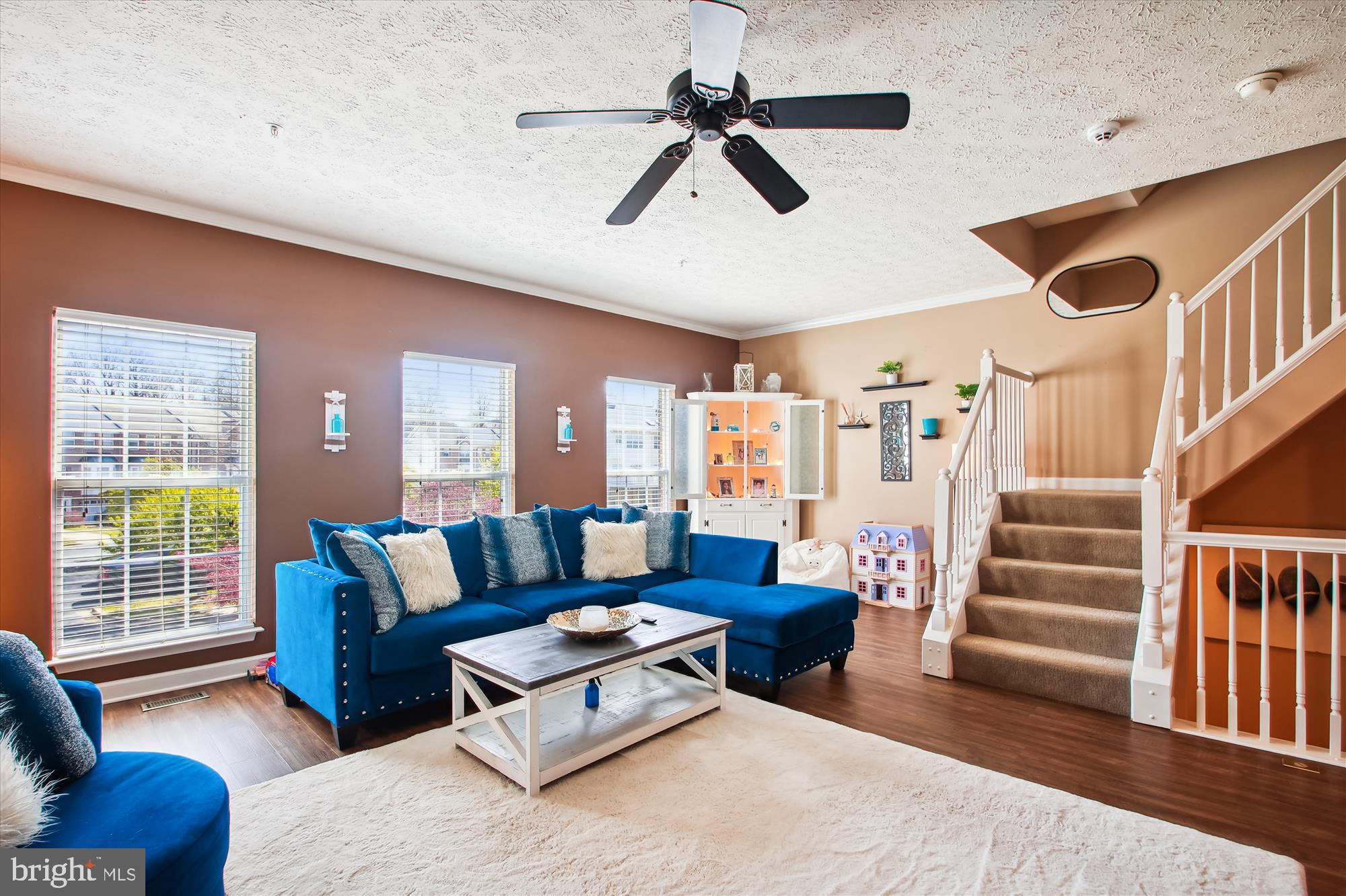 3202 ESCAPADE CIRCLE