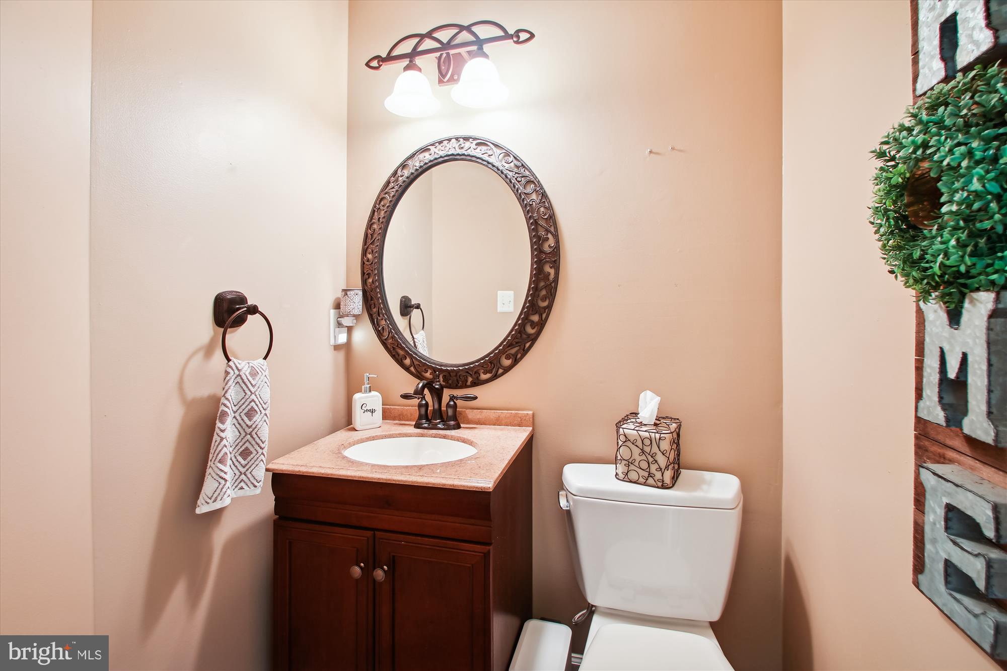 3202 ESCAPADE CIRCLE