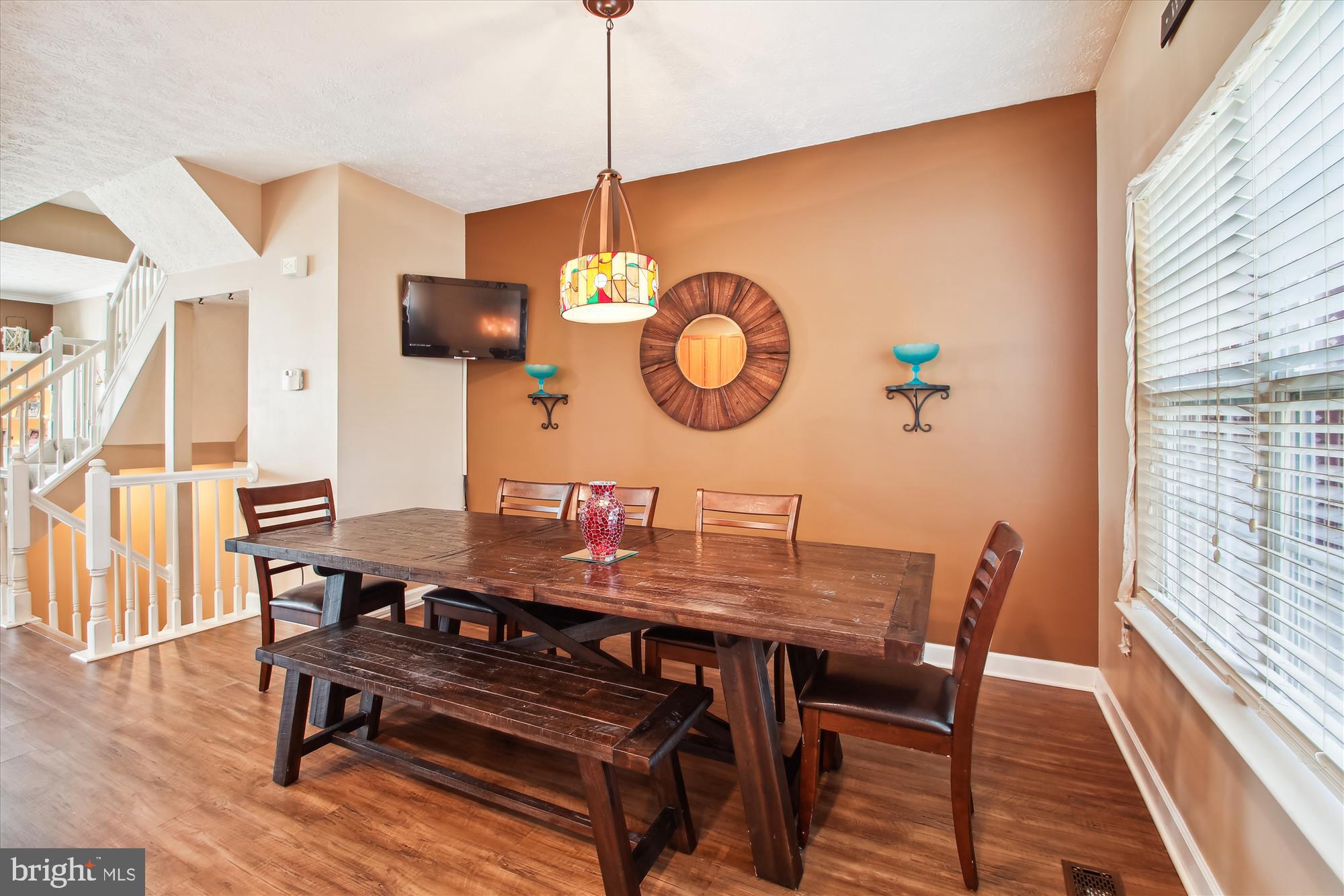 3202 ESCAPADE CIRCLE