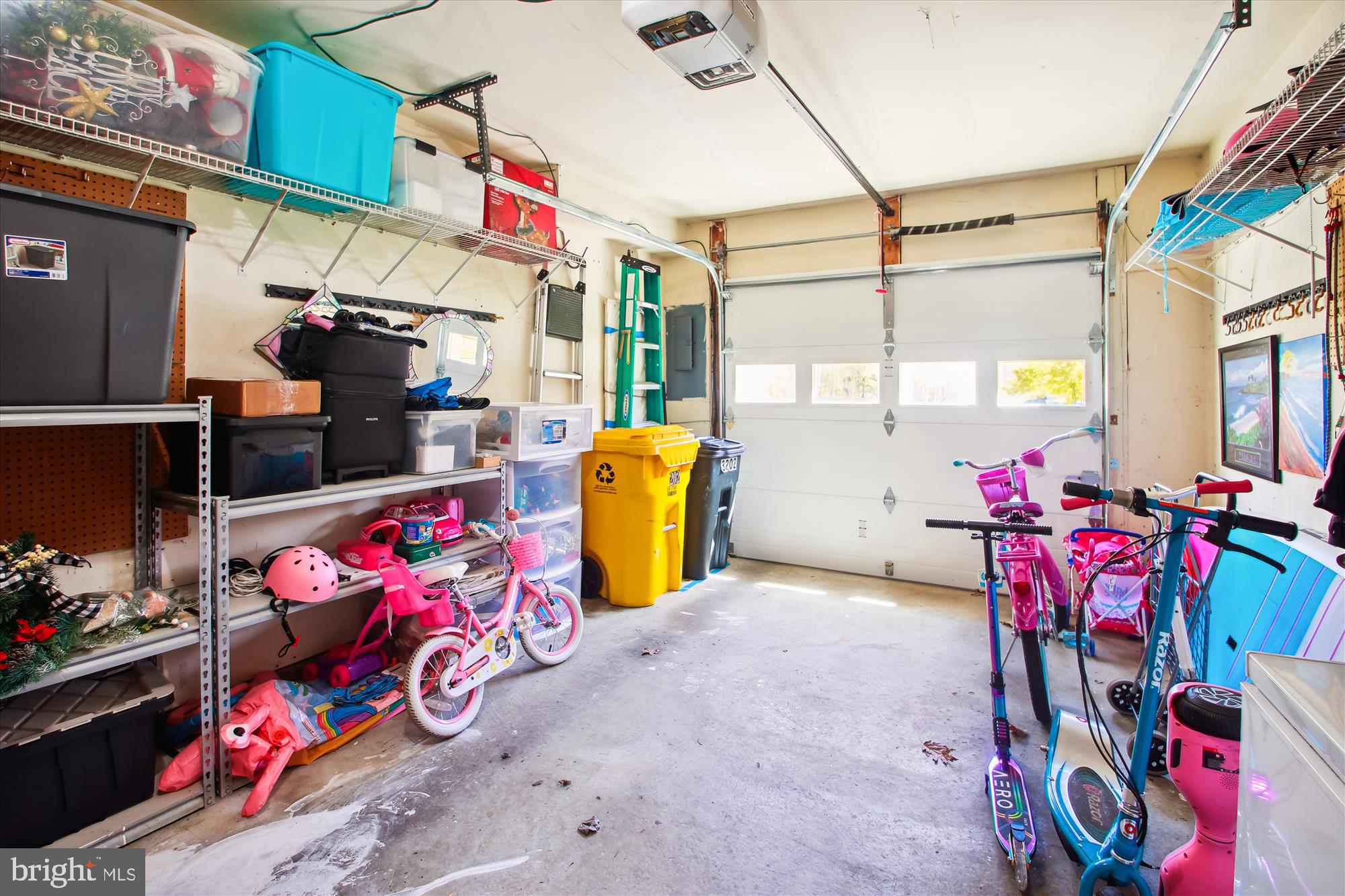 3202 ESCAPADE CIRCLE