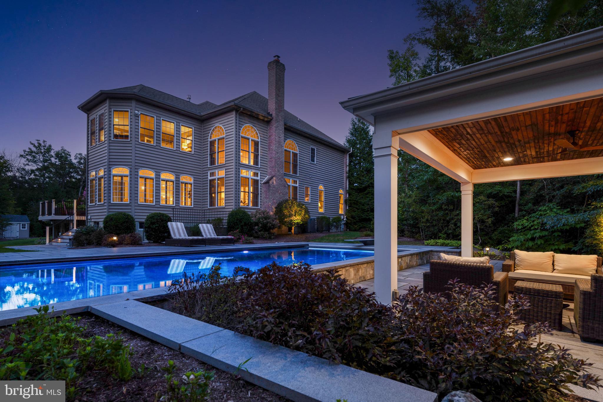 511 BROAD STREAM LANE