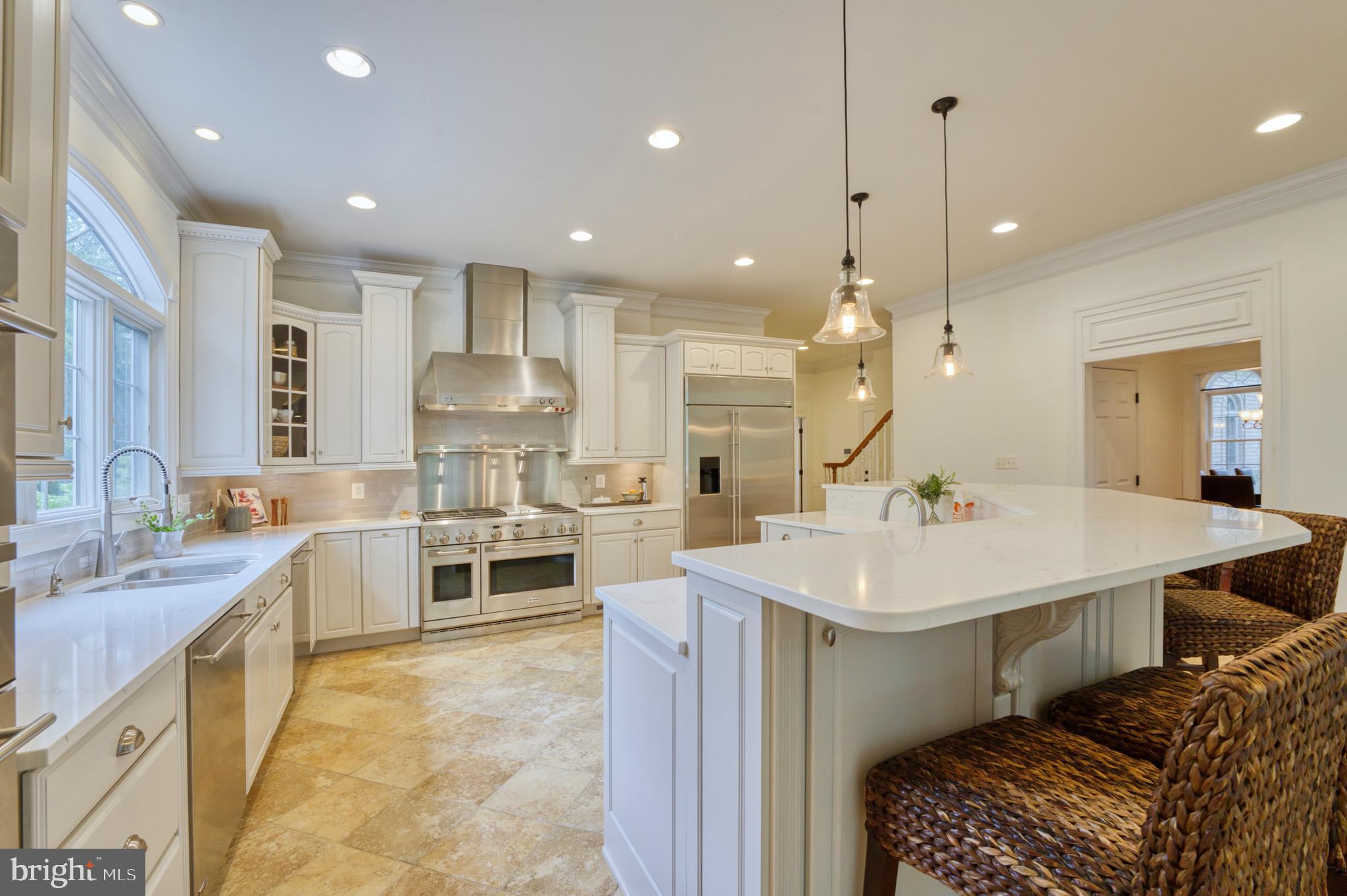 511 BROAD STREAM LANE