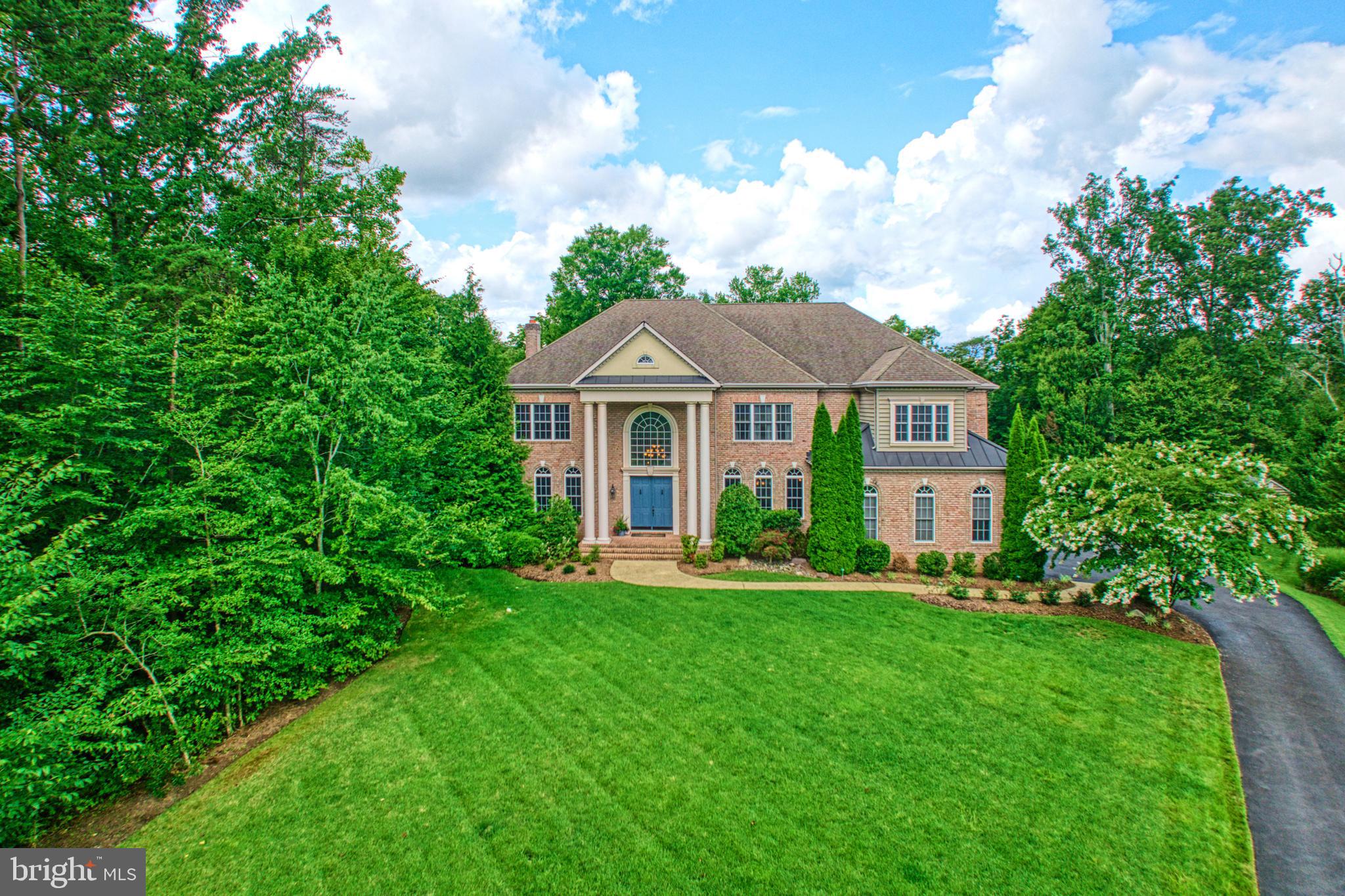 511 BROAD STREAM LANE