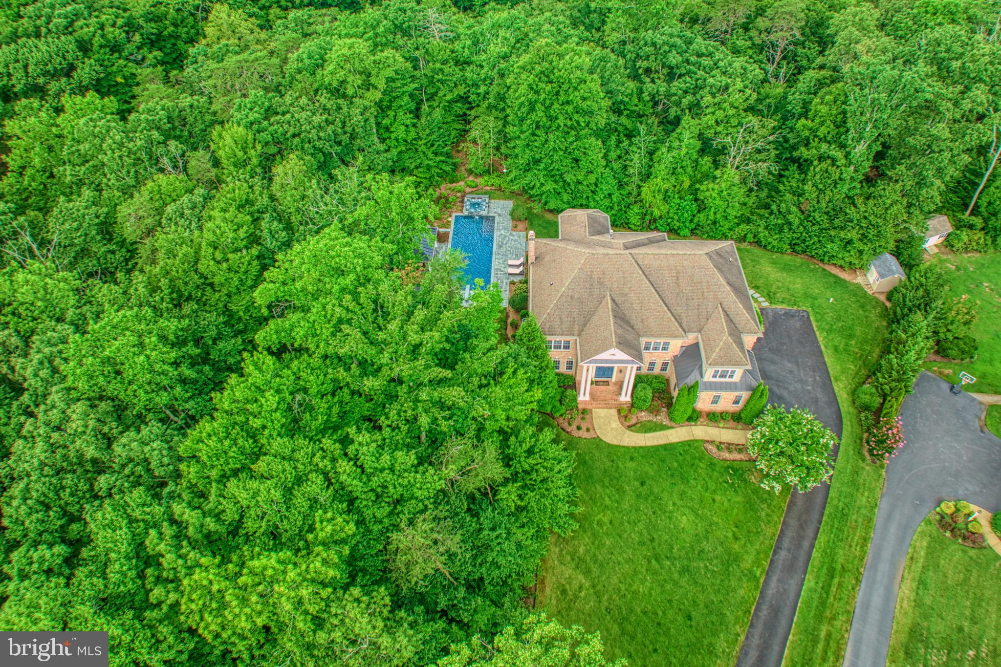 511 BROAD STREAM LANE