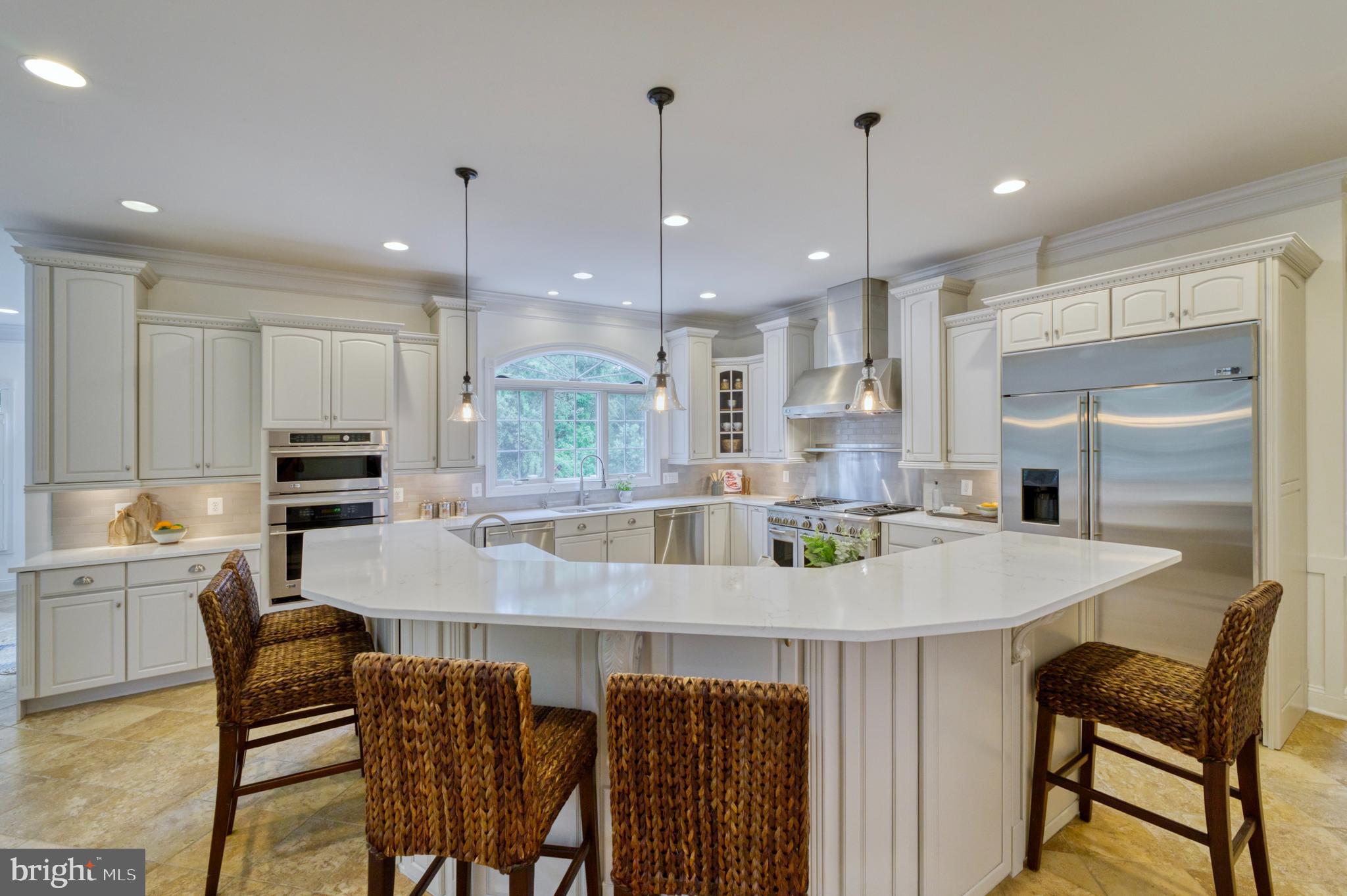 511 BROAD STREAM LANE