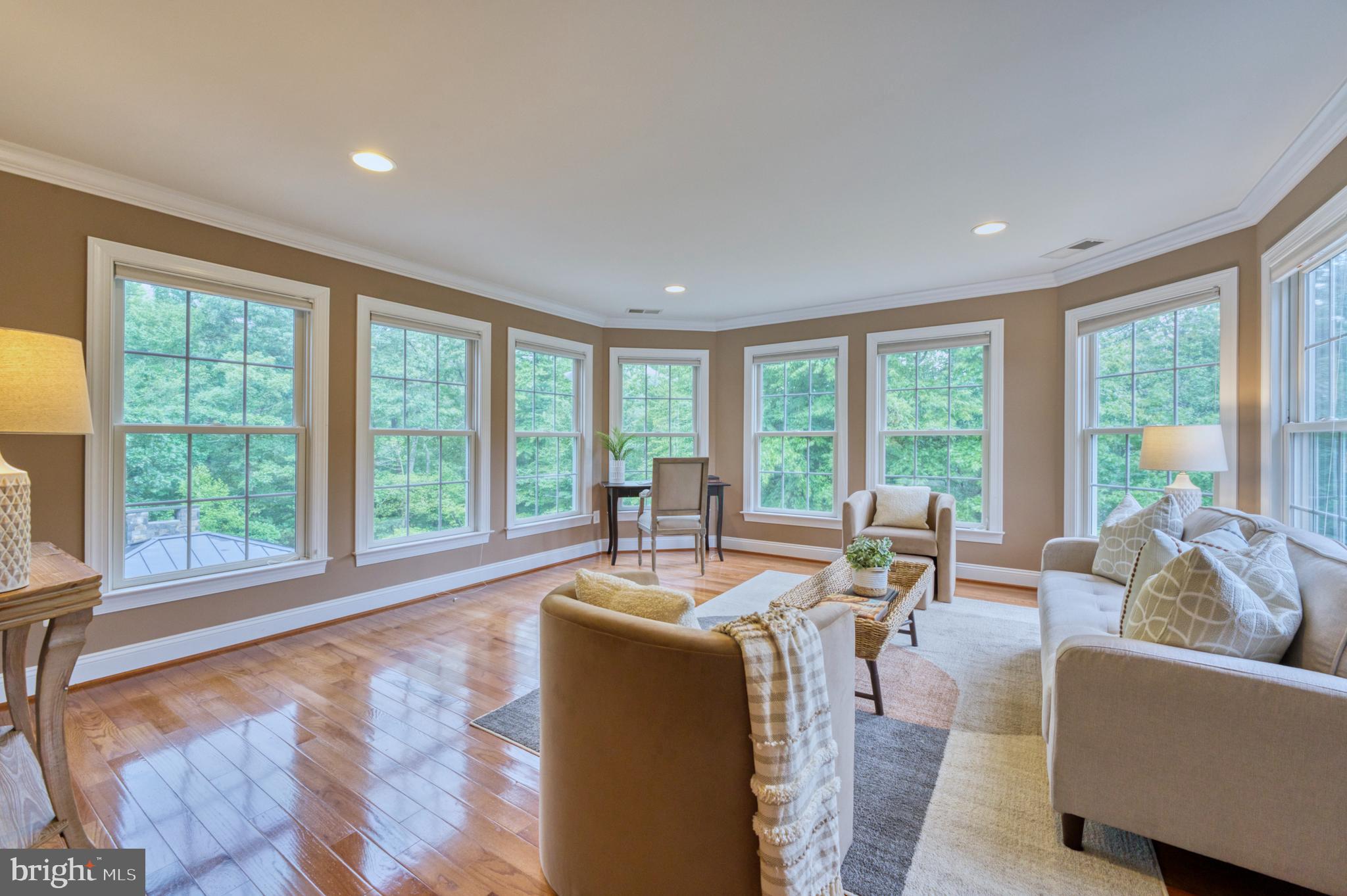 511 BROAD STREAM LANE