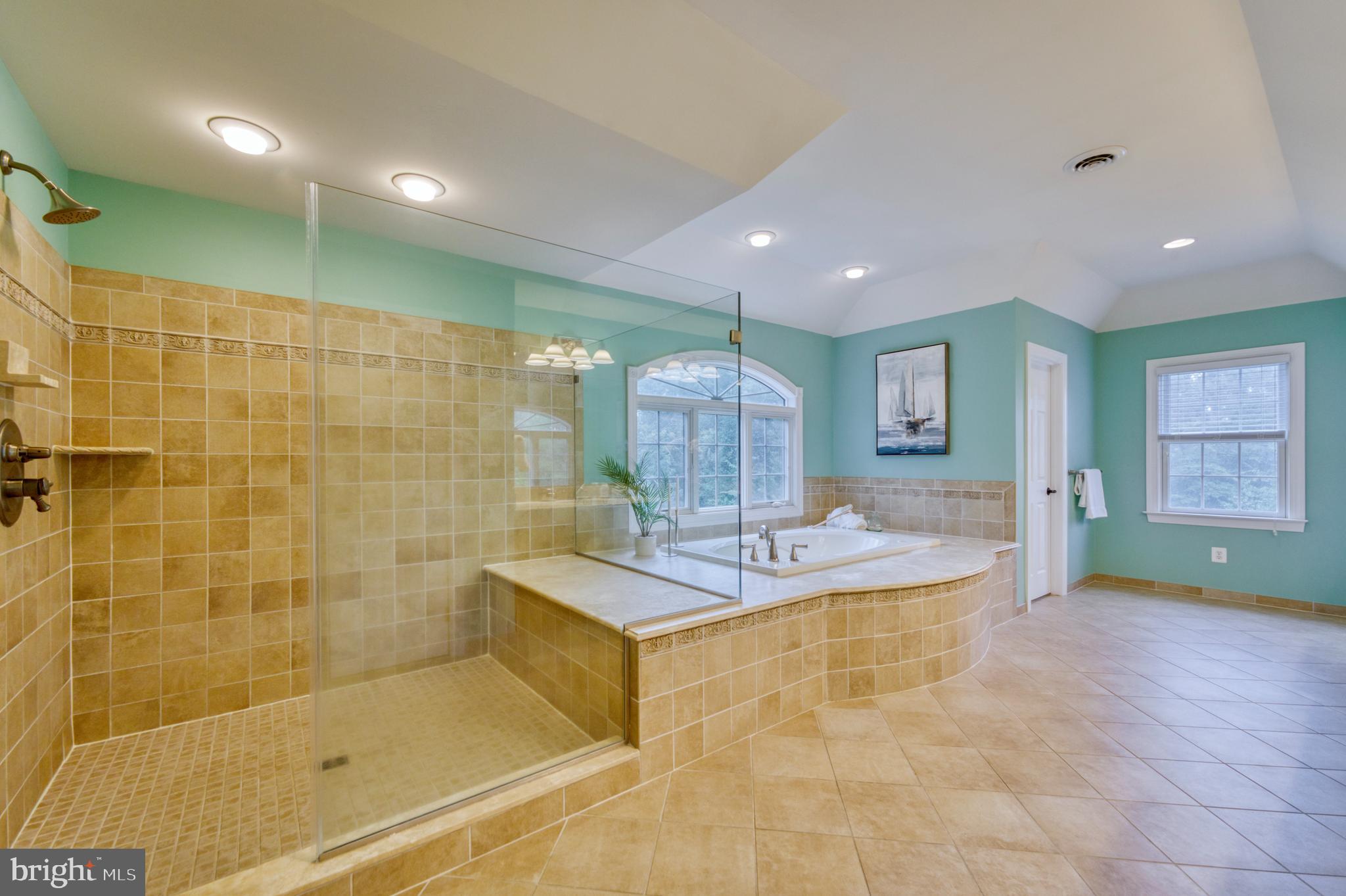 511 BROAD STREAM LANE