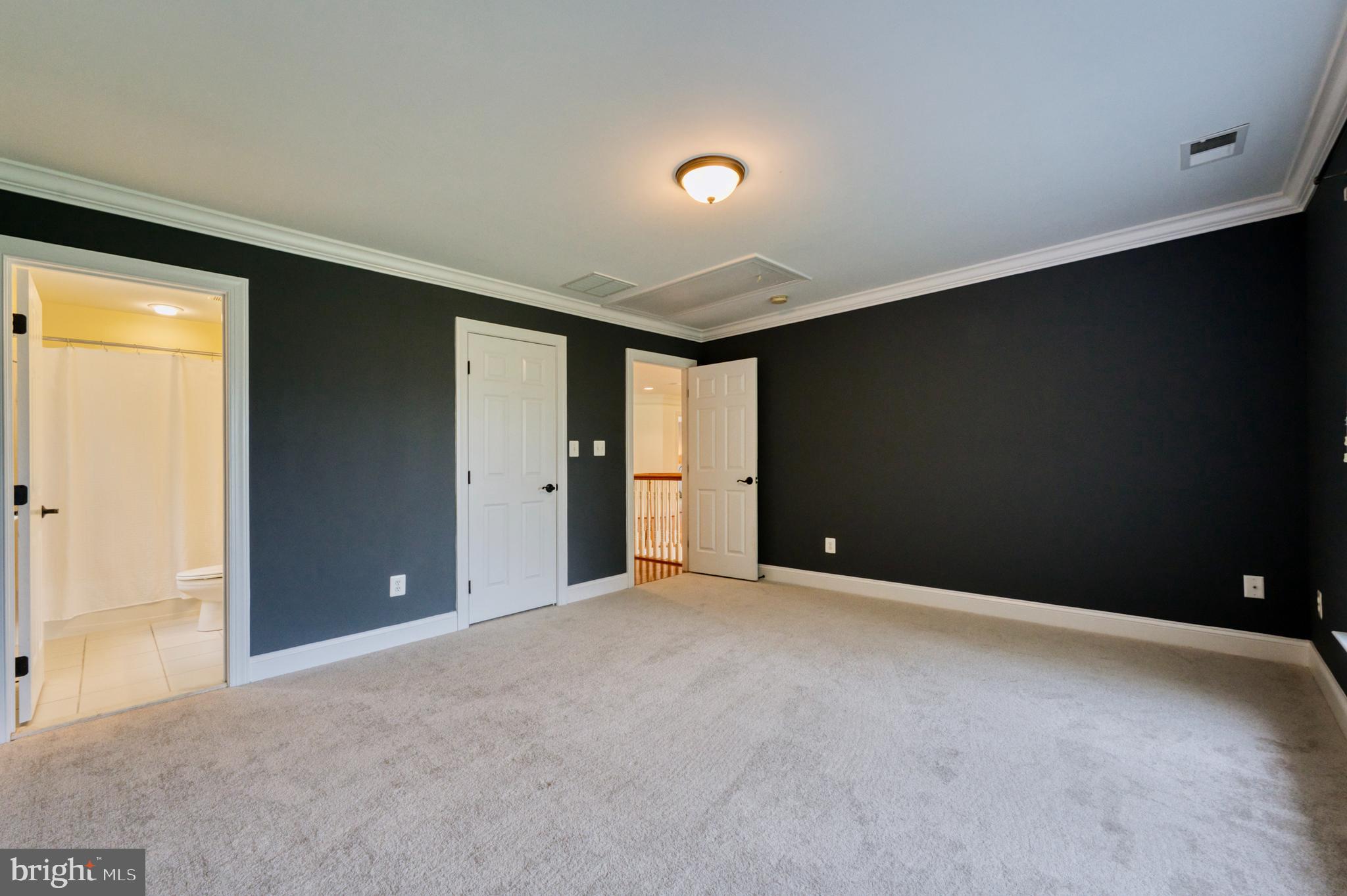 511 BROAD STREAM LANE