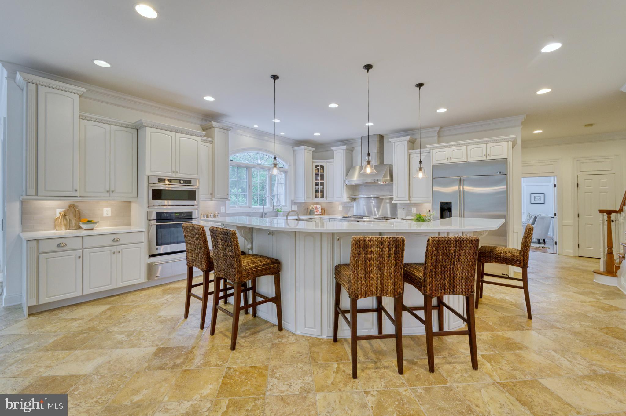 511 BROAD STREAM LANE