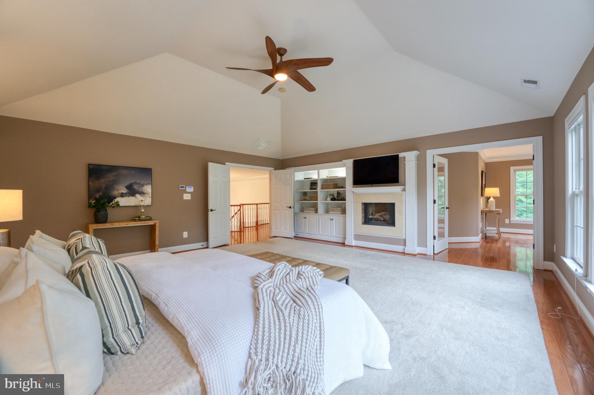 511 BROAD STREAM LANE