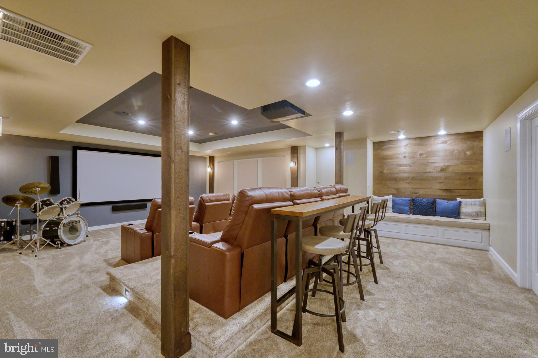 511 BROAD STREAM LANE