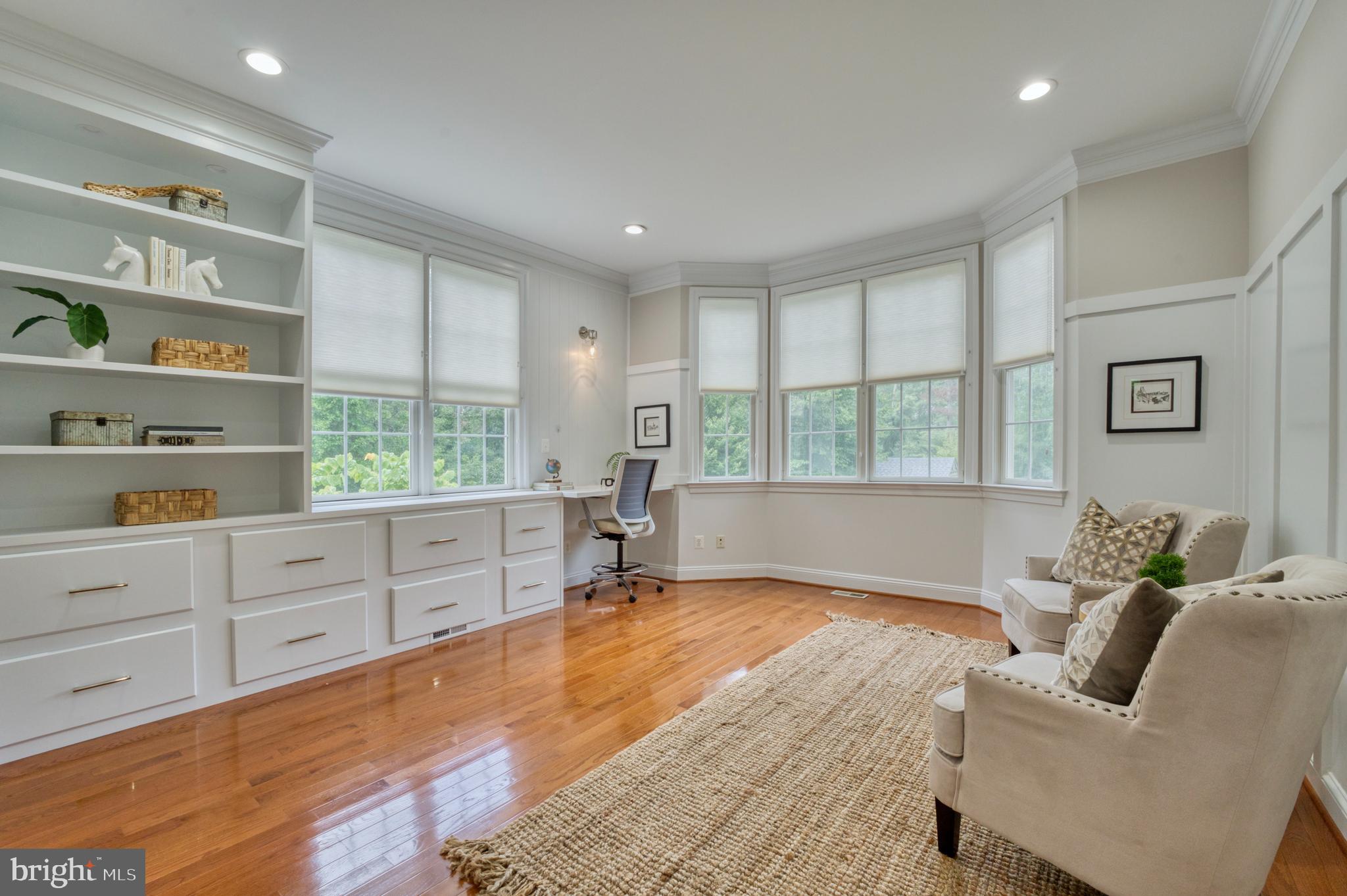 511 BROAD STREAM LANE