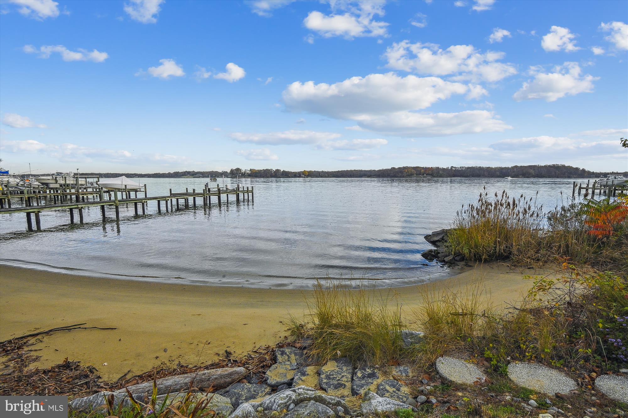 3423 S RIVER TERRACE