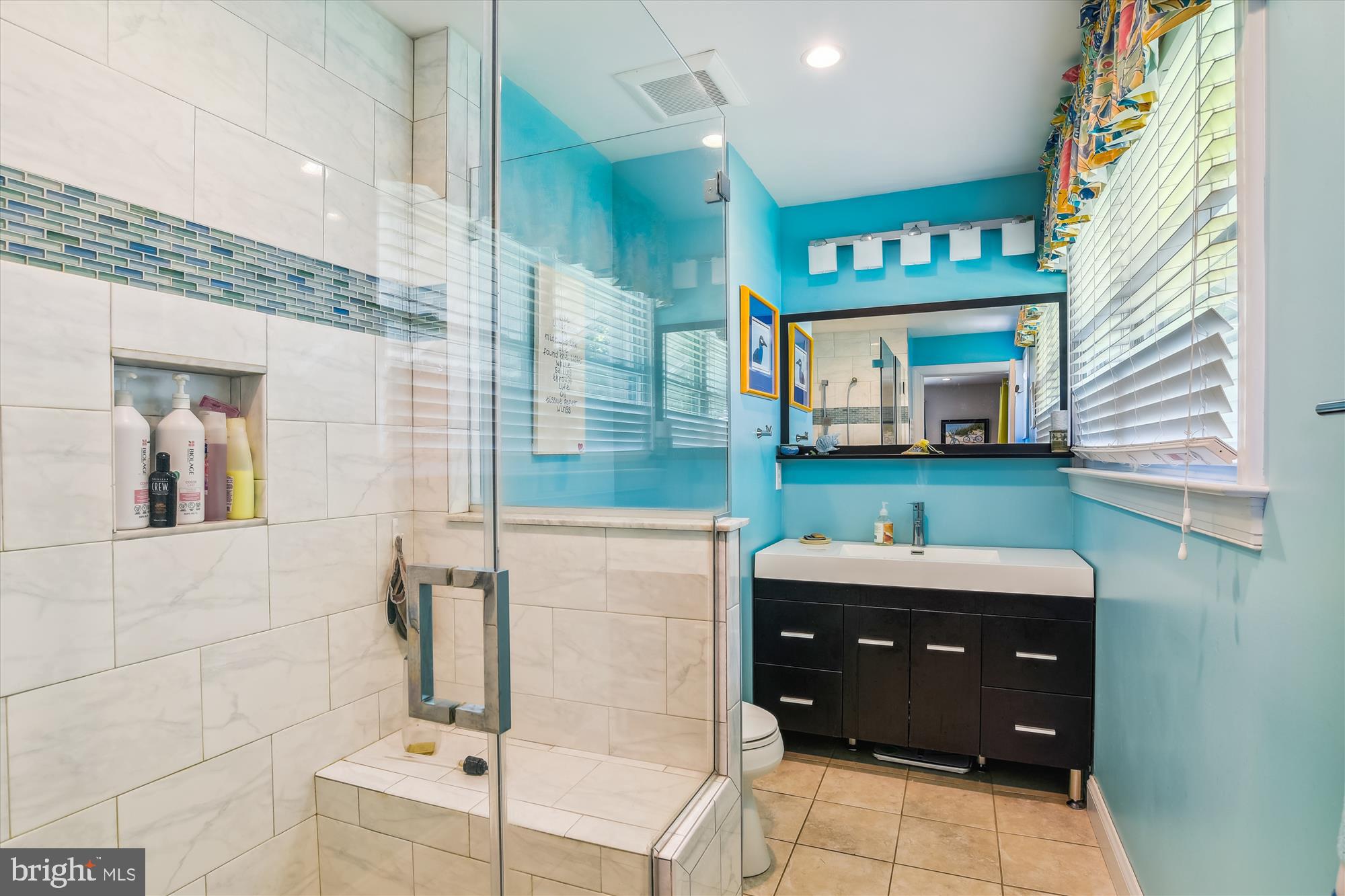 3423 S RIVER TERRACE